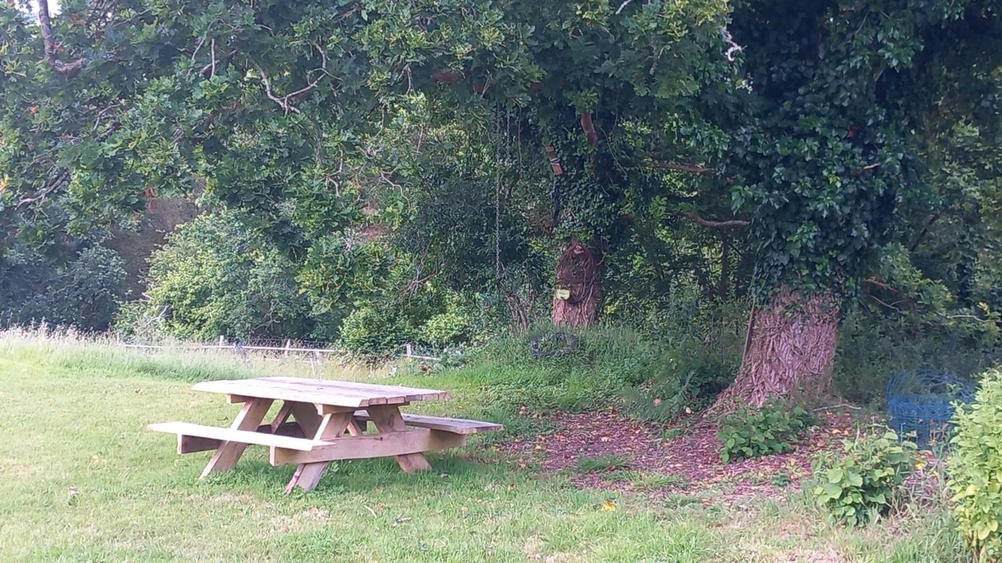 Tente Insolite En Pleine Nature Treduder Εξωτερικό φωτογραφία